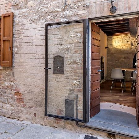 B&B Luxury Apartment Suite Gubbio 2 Camere E Divano Letto Exterior foto